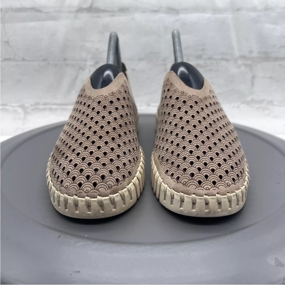 Ilse Jacobsen Shoes Hornbaek Tulip 139 Womens 38 EU 7.5-8 US Slip On Sneakers - Picture 6 of 13